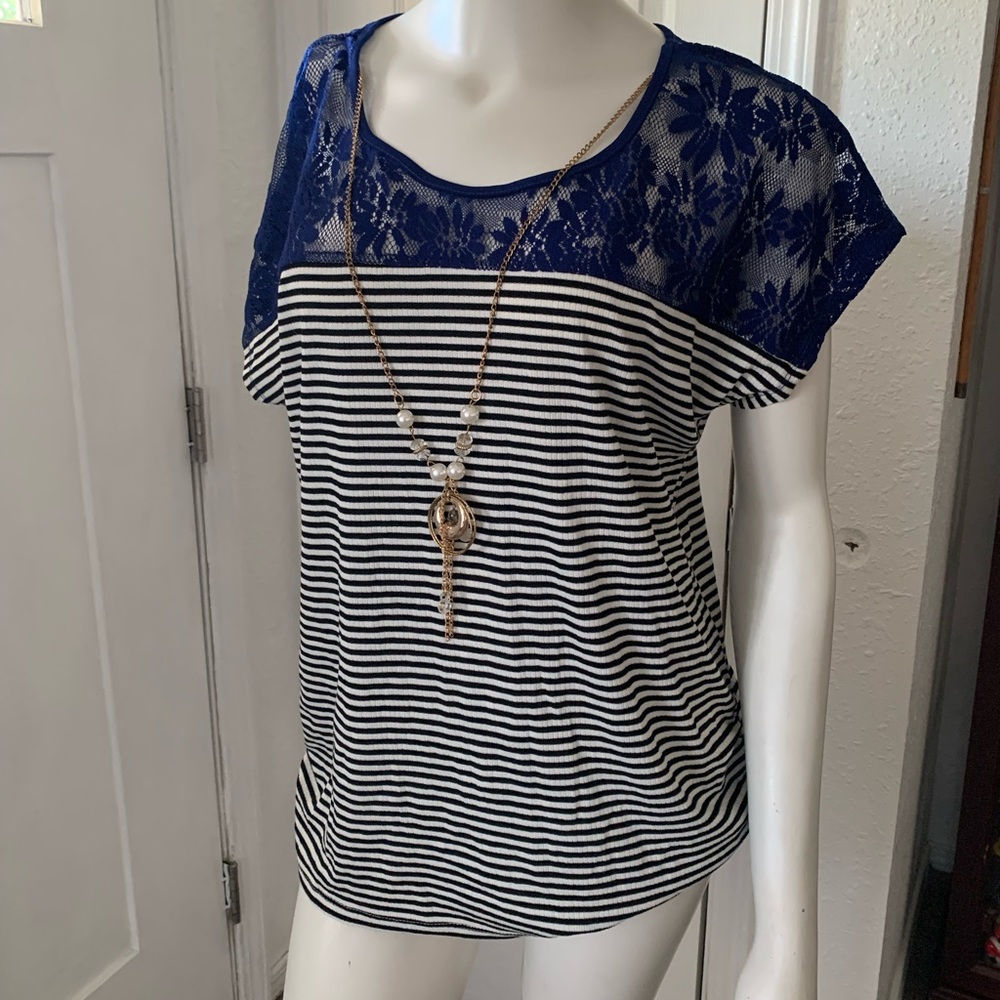 Elizabeth & Nicole top